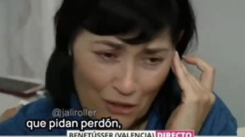 El desgarrador discurso contra la clase política de una mujer que ha perdido a su familia en la DANA: "Que renuncien, que pidan perdón y dimitan"