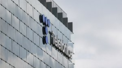 Telefónica gana 989 millones hasta septiembre, un 21,7% menos