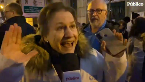 Mar Noguerol, doctora expedientada por la Comunidad de Madrid, durante una protesta en Madrid el 16 de diciembre de 2022.