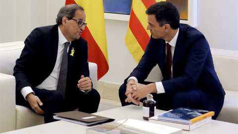 El presidente del gobierno Pedro Sánchez y el president de la Generalitat Quim Torra, durante la reunión de este lunes. /EFE