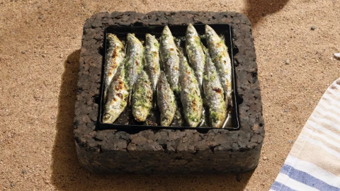 Les sardines a la brasa del cuiner Santi Colominas del restaurant Toc al Mar de Begur