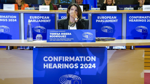 La vicepresidenta designada de la Comisión Europea para una Transición Limpia, Justa y Competitiva, Teresa Ribera, durante su audiencia ante el Parlamento Europeo para la confirmación de su nombramiento. Philippe BUISSIN/Parlamento Europeo