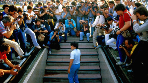 Maradona, en su presentación en Nápoles.