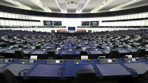 Vista del hemiciclo del Parlamento Europeo, en Estrasburgo (Francia), durante el debate sobre el futuro de las relaciones entre la UE y los EEUU. Frederick Florin/Pool via REUTERS