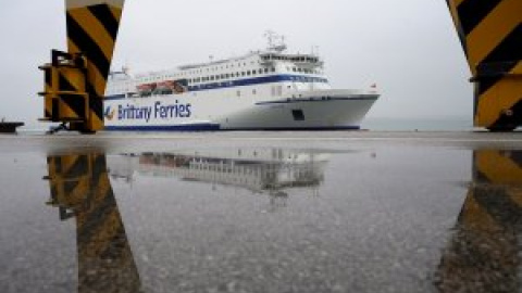 108 camioneros atrapados en Reino Unido consiguen llegar a Santander en el último ferry antes de Navidad