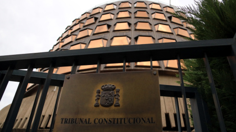 La façana del Tribunal Constitucional, aquest 12 de setembre de 2017 durant el ple extraordinari.