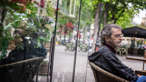 Joan-Ramon Laporte en una terrassa de la Rambla de Catalunya, en l'entrevista amb 'El Quinze'.