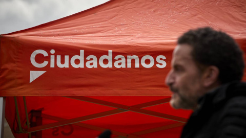 El candidato de Ciudadanos (Cs) a la presidencia de la Comunidad de Madrid, Edmundo Bal, durante una intervención en el Bosque Metropolitano, a 28 de abril de 2021.