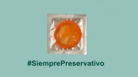 Campaña #SiemprePreservativo del Ministerio de Sanidad para evitar enfermedades de transmisión sexual. / EFE