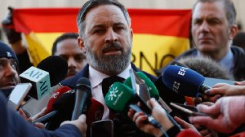 Abascal lanza su discurso más racista con el ataque de Algeciras mientras la Iglesia pide no caer en la "demagogia"