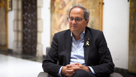 El president de la Generalitat, Quim Torra, durante la entrevista con Públic, en el Palau de la Generalitat. Joel Kashila