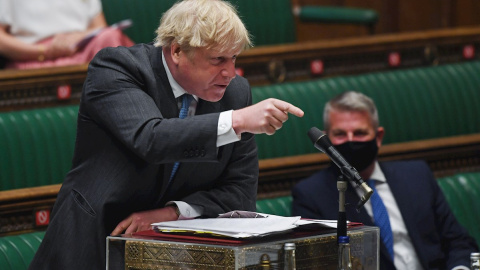 primer ministro británico Boris Johnson durante las preguntas del primer ministro (PMQ) en la Cámara de los Comunes en Londres, Reino Unido, el 28 de abril de 2021.