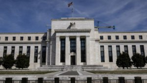 La Fed ve un "fortalecimiento" de la economía de EEUU mientras mantiene los tipos entorno al 0%