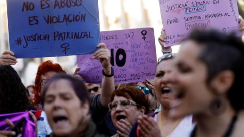 Imagen de la manifestación en Valencia contra la sentencia de 'La Manada' / EFE