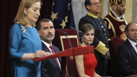 Ana Pastor durante su discurso en el acto de celebración del 40 aniversario de las primeras elecciones democráticas. EFE