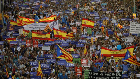 Manifestación contra los atentados yihadistas en Catalunya. EFE/Alberto Estévez