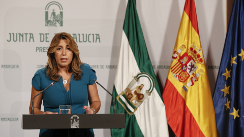 La presidenta de la Junta de Andalucía, Susana Díaz, durante la rueda de prensa tras presidir la primera reunión del Consejo de Gobierno después de las vacaciones de verano. EFE/José Manuel Vidal