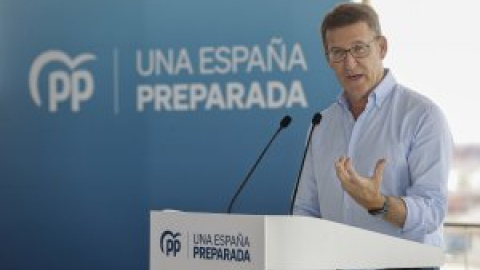 El salario de Feijóo en 2022: 20.000 euros superior al de Pedro Sánchez