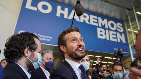 Pablo Casado, a su llegada al XX en el congreso extraordinario del PP, a 1 de abril de 2022, en Sevilla.