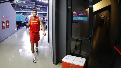 El jugador de la selección española de Baloncesto Alex Abrines tras el entrenamiento del equipo en la localidad rumana de Cluj. EFE/Juan Carlos Hidalgo