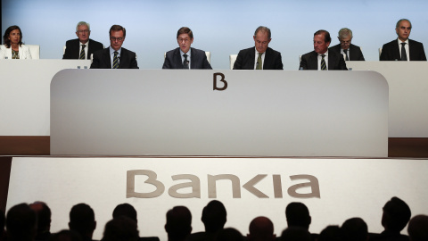 El presidente de Bankia, José Ignacio Goirigolzarri, durante la Junta General extraordinaria de Accionistas de la entidad celebrada en Valencia para aprobar la fusión por absorción de BMN. EFE/Miguel Ángel Polo