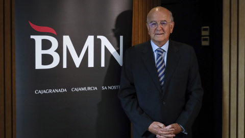 El presidente de BMN, Carlos Egea Krauel, momentos antes de la Junta Extraordinaria de Acciones que se ha celebrado en Madrid, para aprobar la fusión con Bankia. EFE/Emilio Naranjo