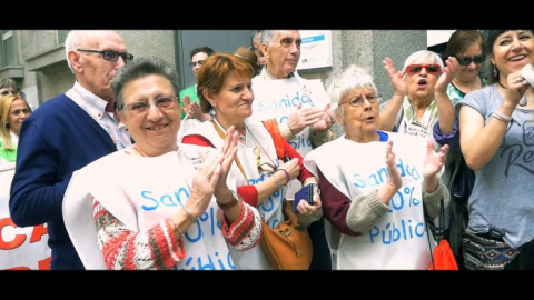 Desde la salud comunitaria se trabaja un enfoque biopsicosocial para abordar la enfermedad, frente a los enfoques asistenciales o sanitarios