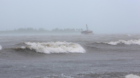 En República Dominicana ha dejado más de 5.500 evacuados, Fajardo, Puerto Rico / REUTERS