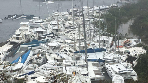 Barcos amontonados en Paraquita Bay en Tortola, en las islas Vírgenes Británicas / REUTERS