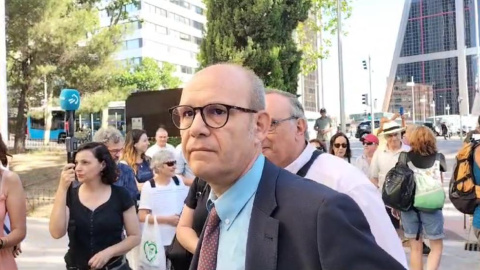 El abogado de Julio Pacheco y de CeAqua Jacinto Lara, a la salida del juzgado esta mañana