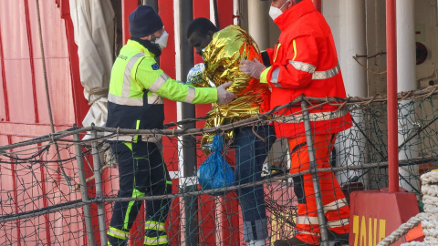 Unos 1.000 migrantes llegaron en 24 horas a Lampedusa en plena oleada de desembarcos