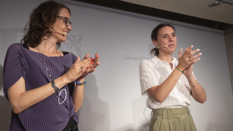 Irene Montero i Tània Verge, en un acte a Barcelona.