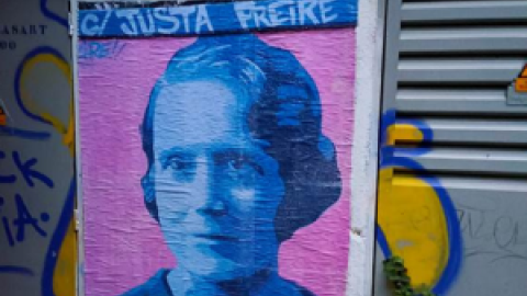 El mural de la maestra republicana Justa Freire, restaurado tras su vandalización