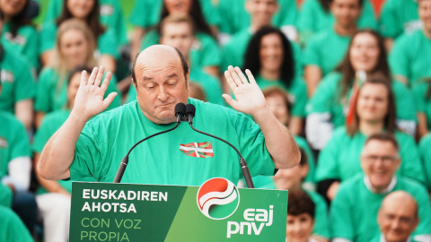 El presidente del EBB de EAJ-PNV, Andoni Ortuzar, durante el acto de cierre de campaña del PNV, a 21 de julio de 2023, en Bilbao.