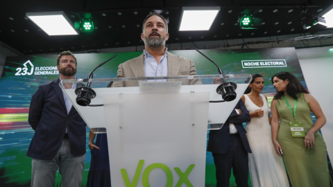 El presidente de Vox, Santiago Abascal, comparece ante los medios de comunicación en su sede de Madrid tras conocerse los resultados de las elecciones generales del 23 de julio.