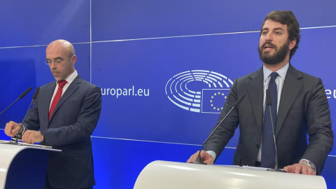 El vicepresidente de Castilla y León, Juan García-Gallardo, durante su rueda de prensa en el Parlamento Europeo.