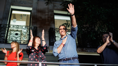 El presidente del Gobierno de España y secretario general del PSOE, Pedro Sánchez, agradece a sus votantes los resultados obtenidos en la jornada electora