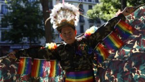 Un Orgullo multitudinario llena las calles de Madrid para gritar "no" a los discursos de odio