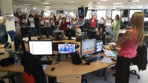 Protesta de la redacción de TVE por la cobertura del 1-O realizada por la cadena pública.