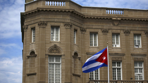 La Embajada de Cuba en Washington. REUTERS/Carlos Barria