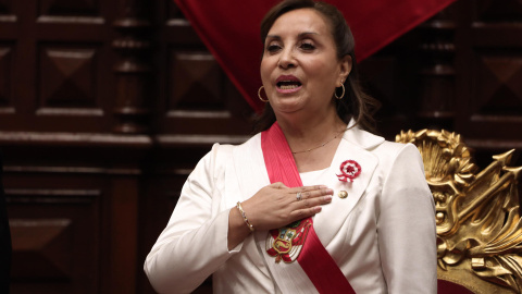 La presidenta del Perú, Dina Boluarte, presenta su primer discurso en el Congreso con motivo del día de la independencia