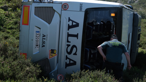 Autobús Alsa accidentado Covadonga