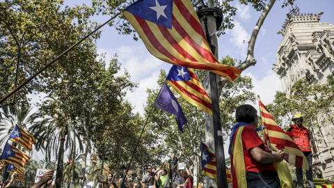 Miles de personan reclaman la libertad de los detenidos frente al TSJCat. XAVI HERRERO