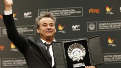 Eduard Fernández, Concha de Plata al mejor actor por 'El hombre de las mil caras'