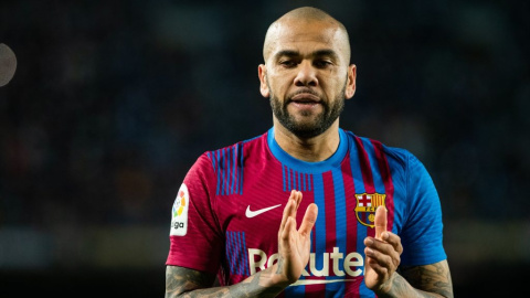 Dani Alves durante el partido de la Liga contra el Sevilla FC en el estadio Camp Nou el 03 de abril de 2022, en Barcelona.