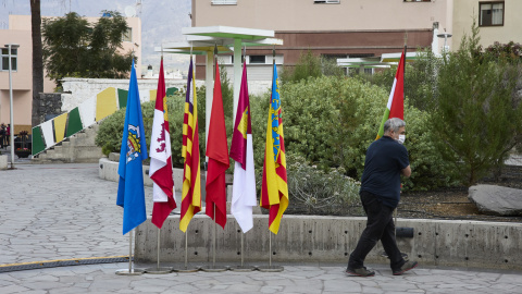 banderas de comunidades autónomas