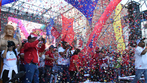 Un momento del cierre de campaña de García Carneiro, candidato a la reelección como gobernador del Estado de Vargas, en La Guaira. CEB