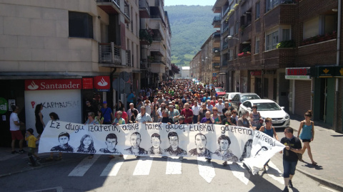 Familiares de los presos de Altsasu piden su liberación en una multitudinaria manifestación