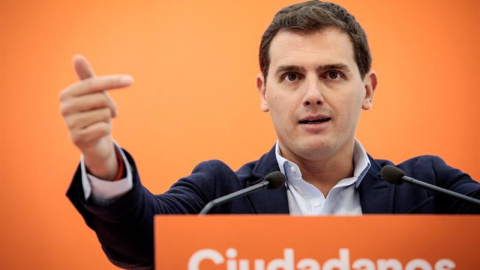 El líder de Ciudadanos, Albert Rivera, en una rueda de prensa en la sede del partido. Archivo EFE