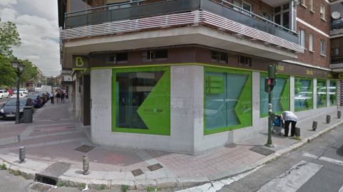 Imagen de la sucursal de Bankia donde está teniendo lugar el atraco con rehenes.- GOOGLE MAPS